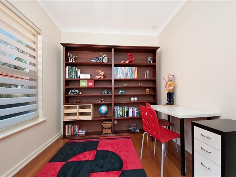 9 Redford Street, Vale Park SA 5081