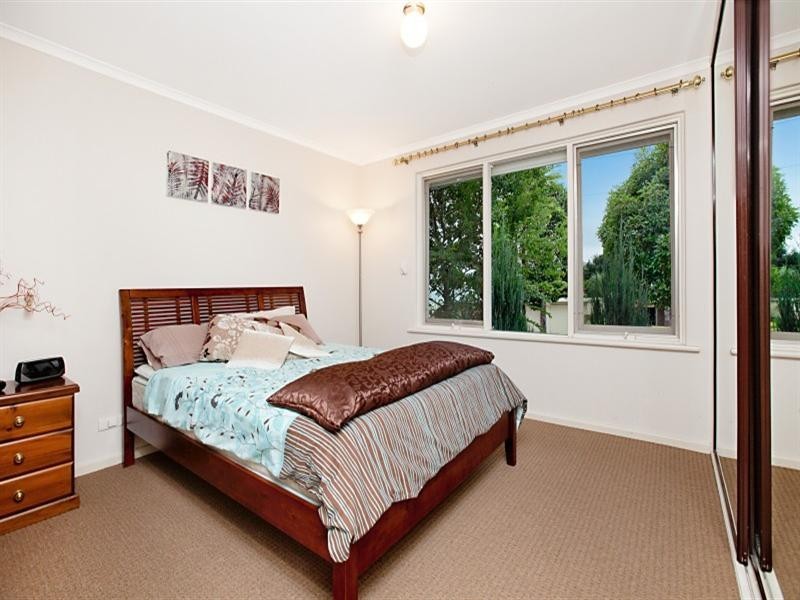 3 Headingley Street, Hope Valley SA 5090