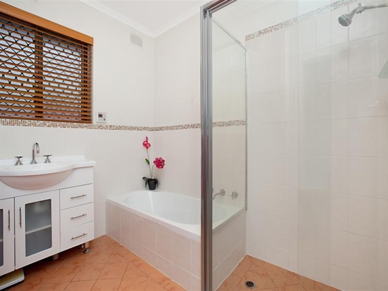 3 Headingley Street, Hope Valley SA 5090