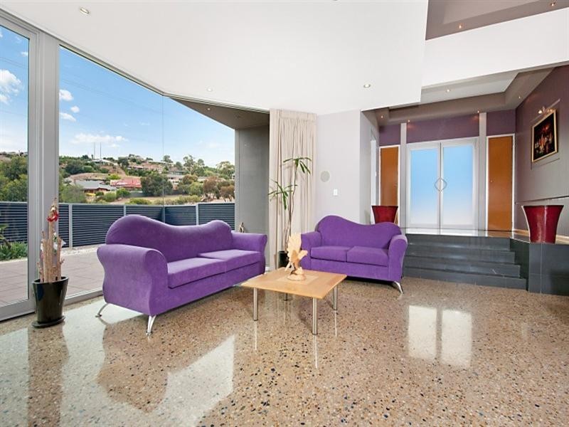 2 Carsten Court. (Top of Magill), Magill SA 5072