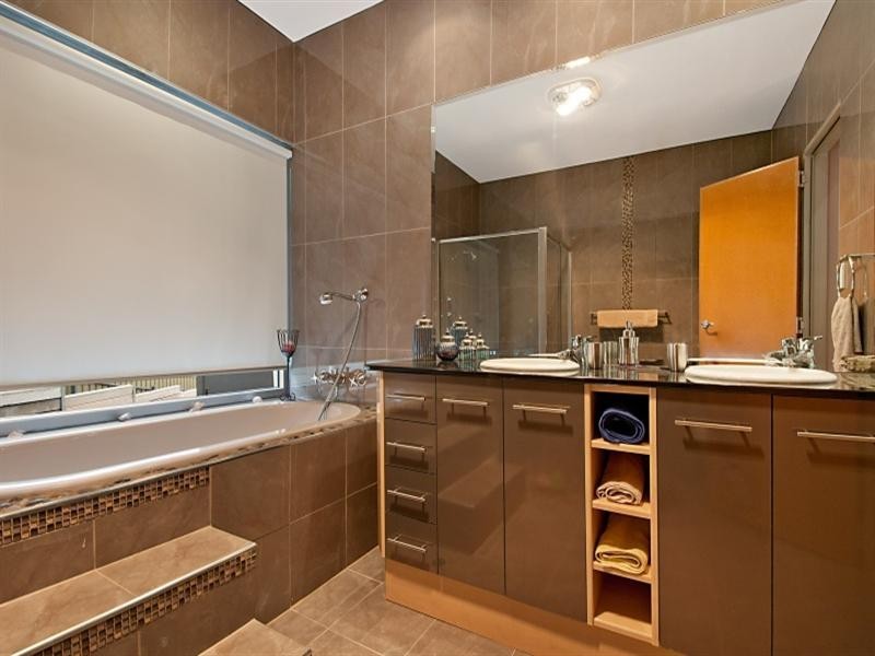 2 Carsten Court. (Top of Magill), Magill SA 5072