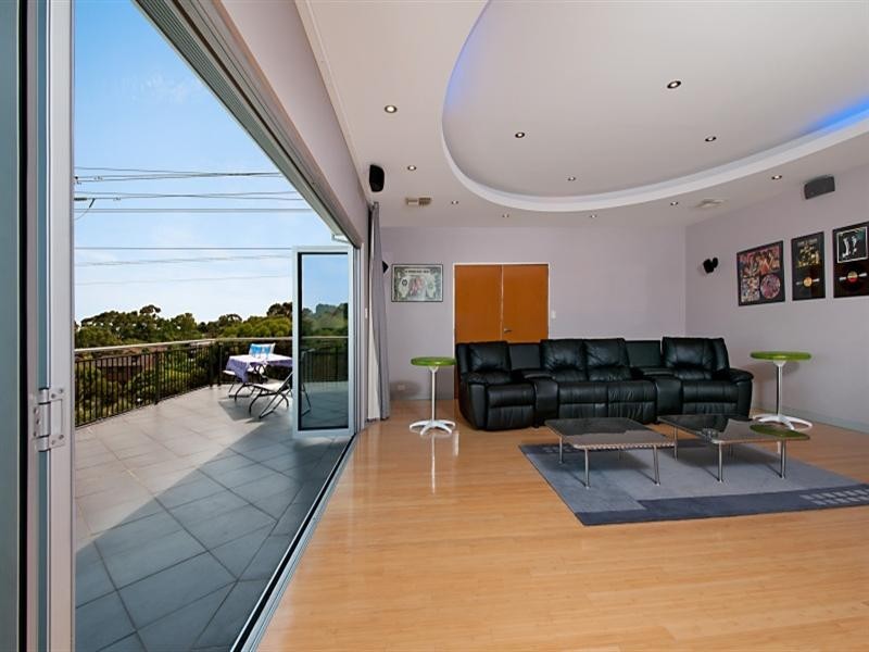 2 Carsten Court. (Top of Magill), Magill SA 5072