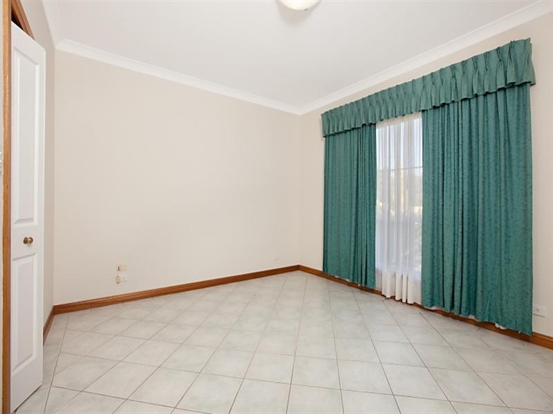 21 Denmead Avenue, Campbelltown SA 5074