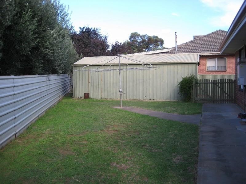 26 Deans Road, Campbelltown SA 5074