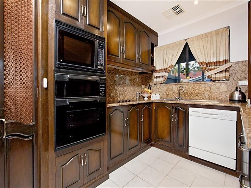 6 Syren Court, Athelstone SA 5076