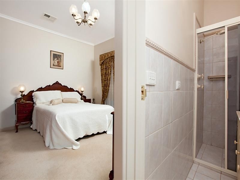 6 Syren Court, Athelstone SA 5076