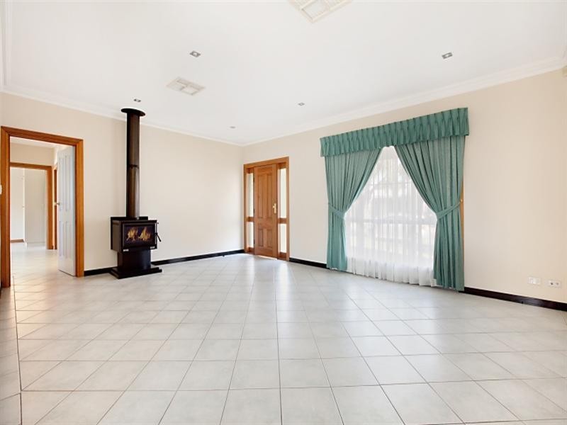 21 Denmead Avenue, Campbelltown SA 5074