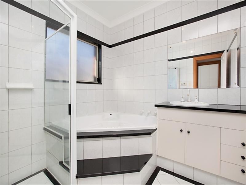 21 Denmead Avenue, Campbelltown SA 5074