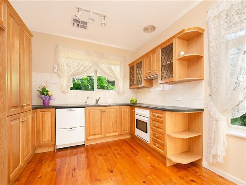 8 Acacia Avenue, Dernancourt SA 5075