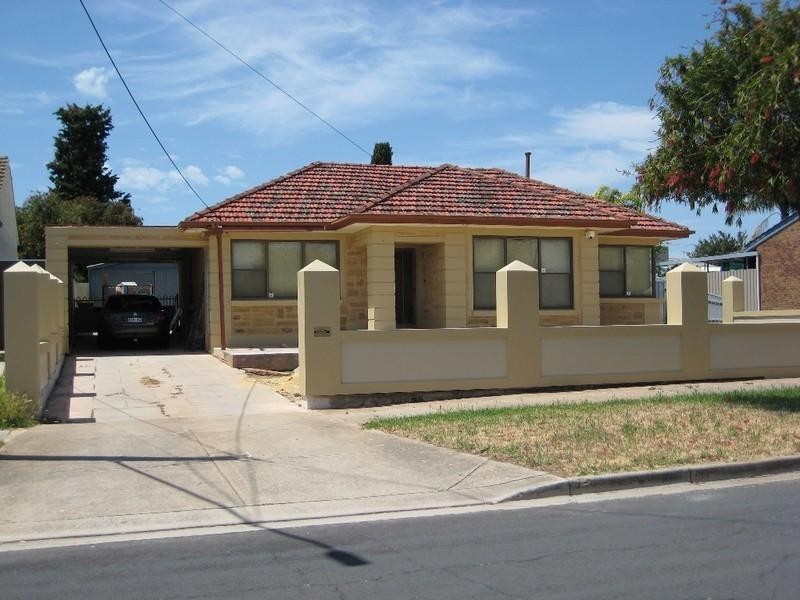 22 Radford Avenue, Clearview SA 5085