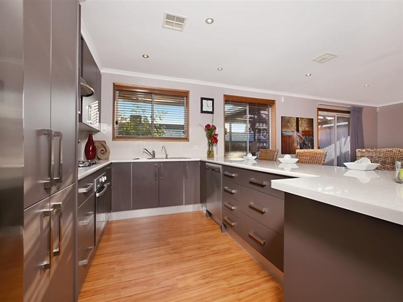 12 Carnelian Street, Hope Valley SA 5090