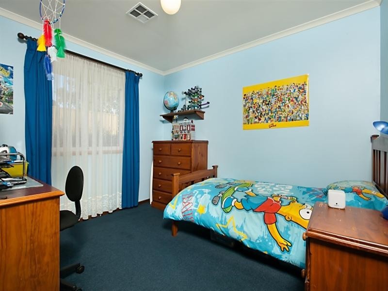 12 Carnelian Street, Hope Valley SA 5090