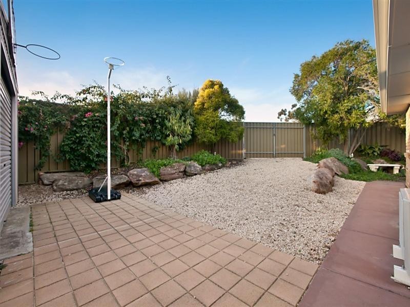 12 Carnelian Street, Hope Valley SA 5090