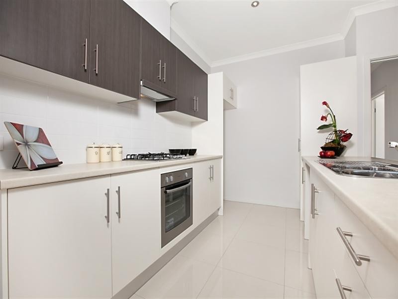 5a and 5b Thorndon Crescent, Paradise SA 5075