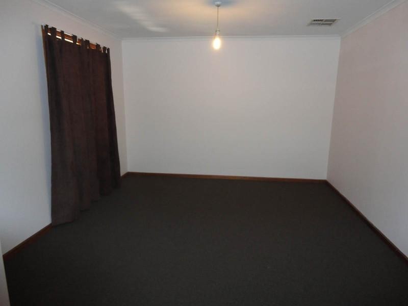 8 Agnes Court, Salisbury East SA 5109