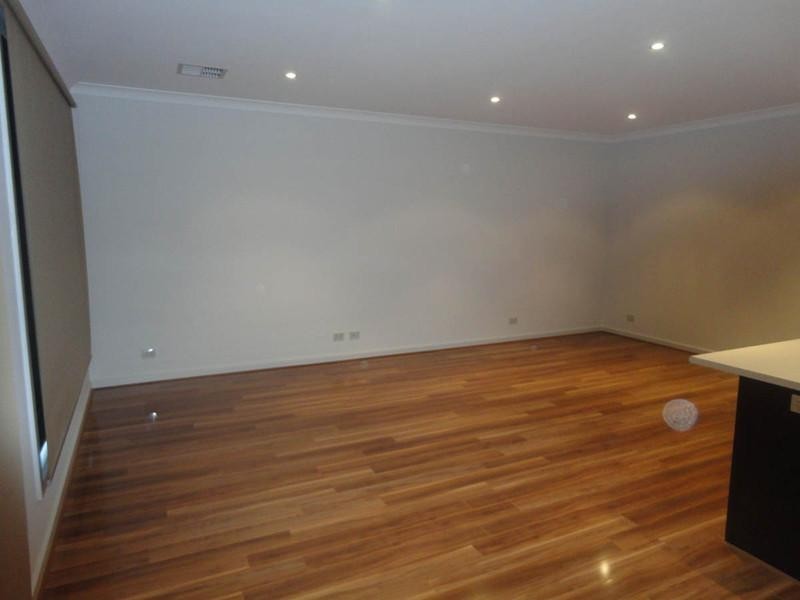 1 Alan Avenue, Campbelltown SA 5074