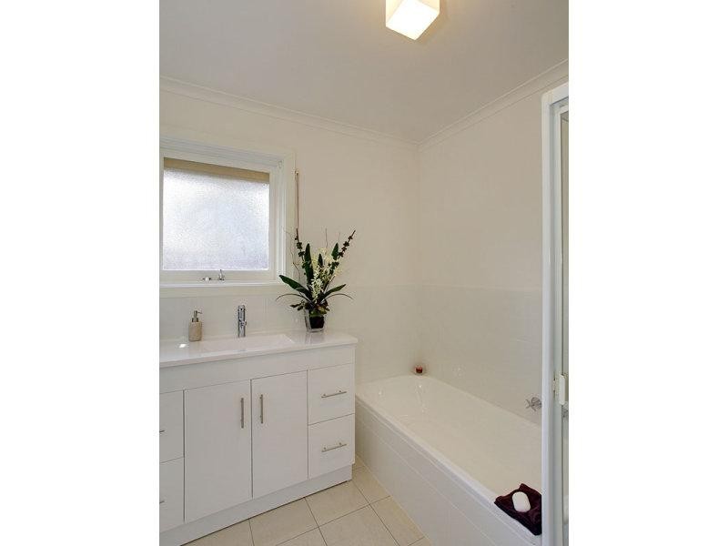 9 Lisa Court, Paradise SA 5075