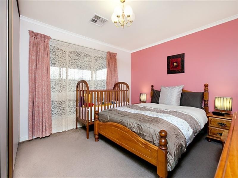 17 Andrea Street, Highbury SA 5089