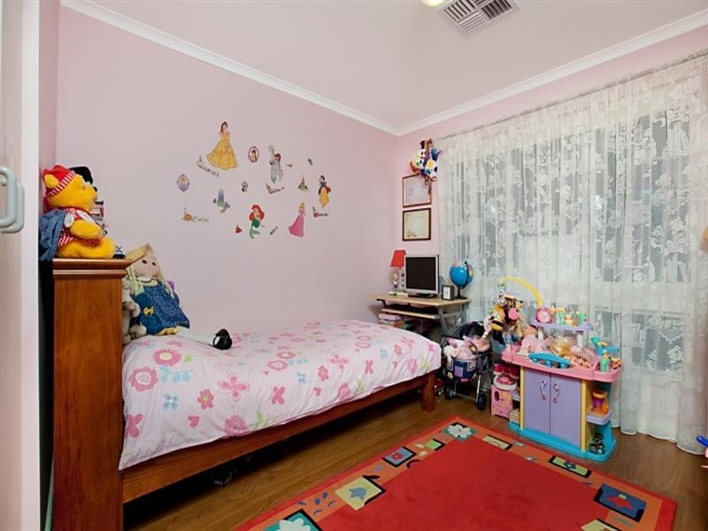 17 Andrea Street, Highbury SA 5089