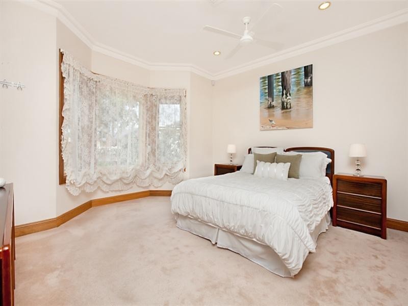 9a Thistle Avenue, Klemzig SA 5087