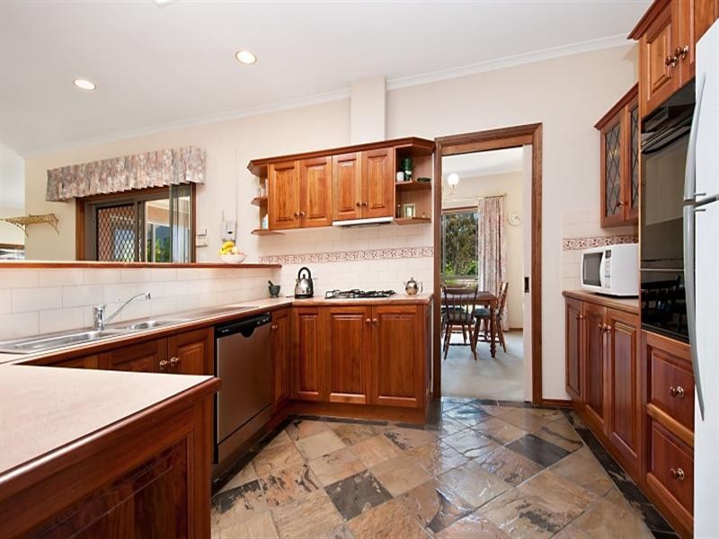 9 Bellview Drive, Athelstone SA 5076