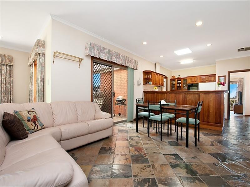 9 Bellview Drive, Athelstone SA 5076