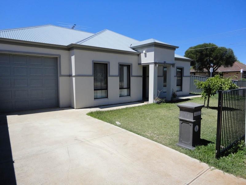 7 Walker Avenue, Paradise SA 5075