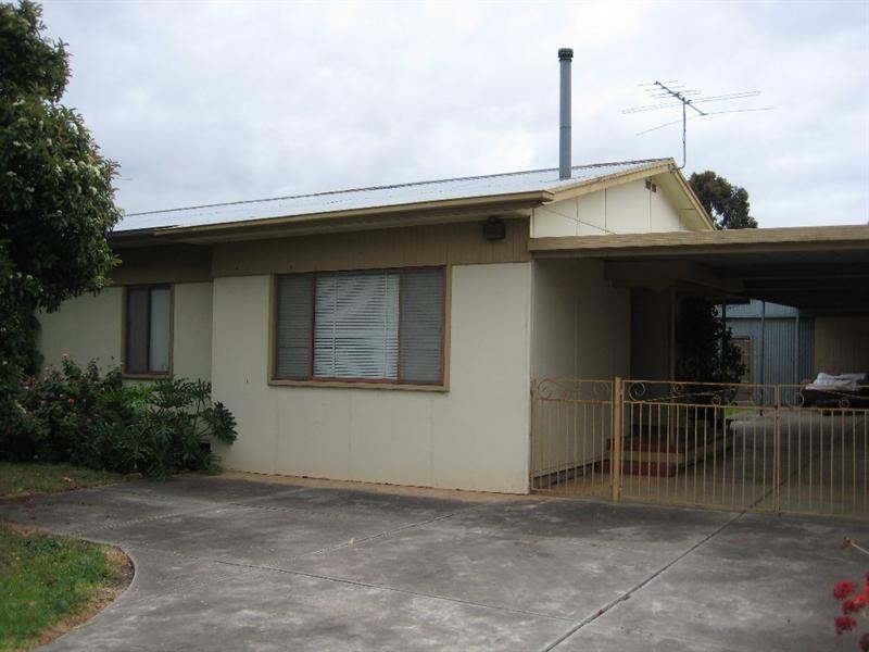 15 Denmead Avenue, Campbelltown SA 5074
