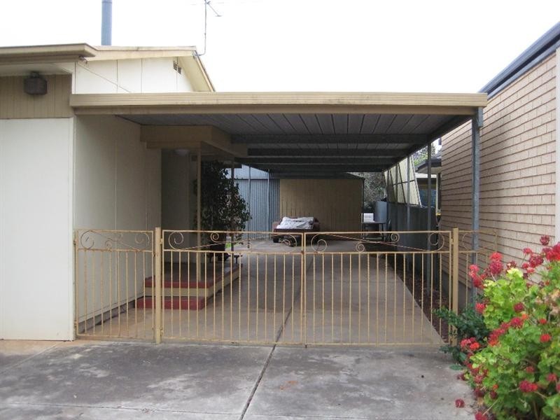 15 Denmead Avenue, Campbelltown SA 5074