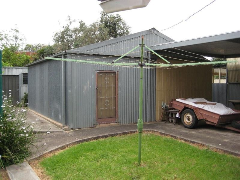 15 Denmead Avenue, Campbelltown SA 5074