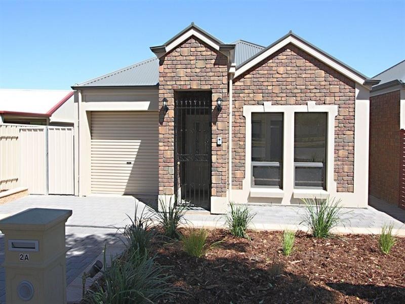 2A Glenton Street, Campbelltown SA 5074