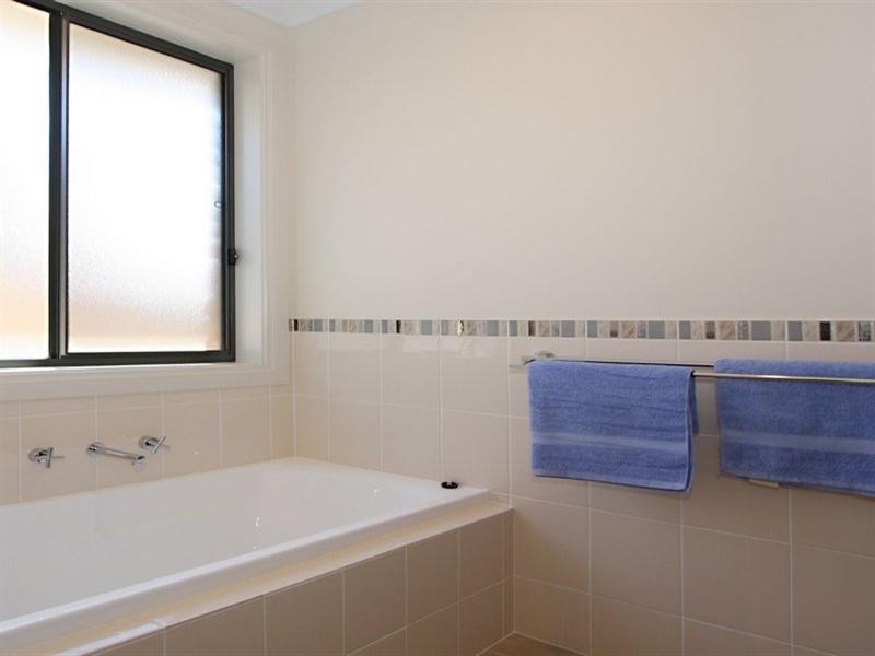 2A Glenton Street, Campbelltown SA 5074