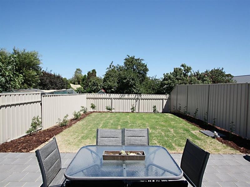 2A Glenton Street, Campbelltown SA 5074