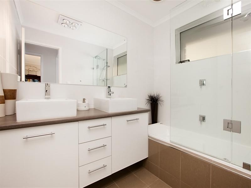 3 Kosmina Crescent, Hillbank SA 5112