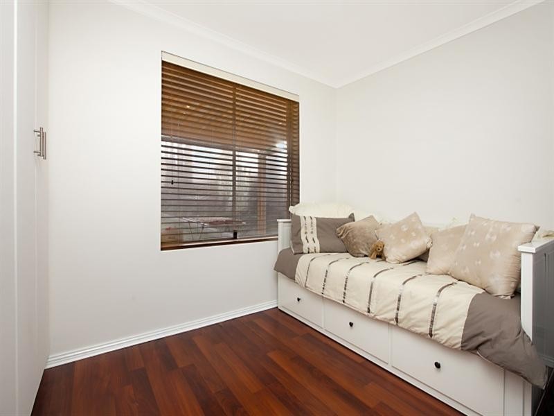 3 Kosmina Crescent, Hillbank SA 5112