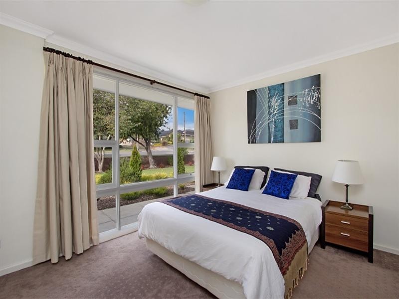 2 Rayleigh Avenue, Highbury SA 5089