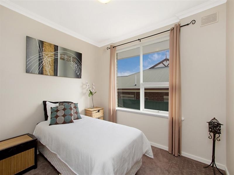 2 Rayleigh Avenue, Highbury SA 5089