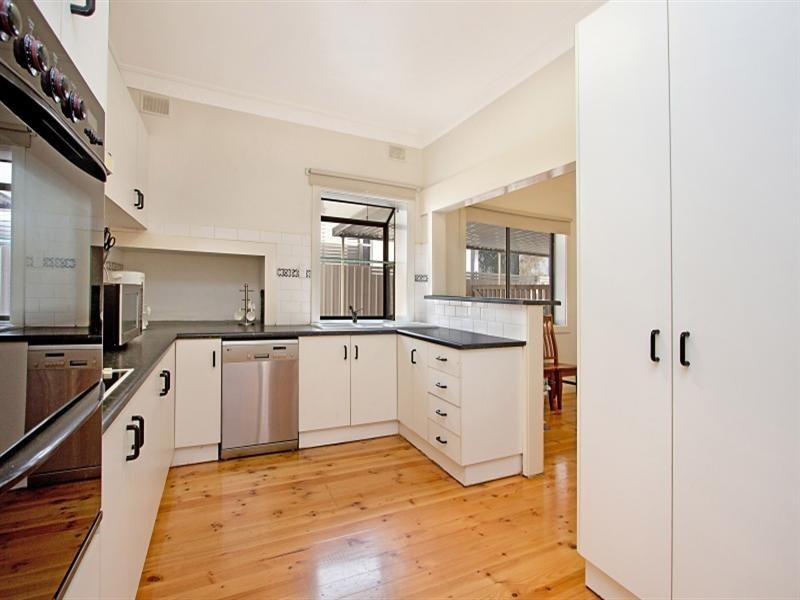 15 Hunt Avenue, Tranmere SA 5073