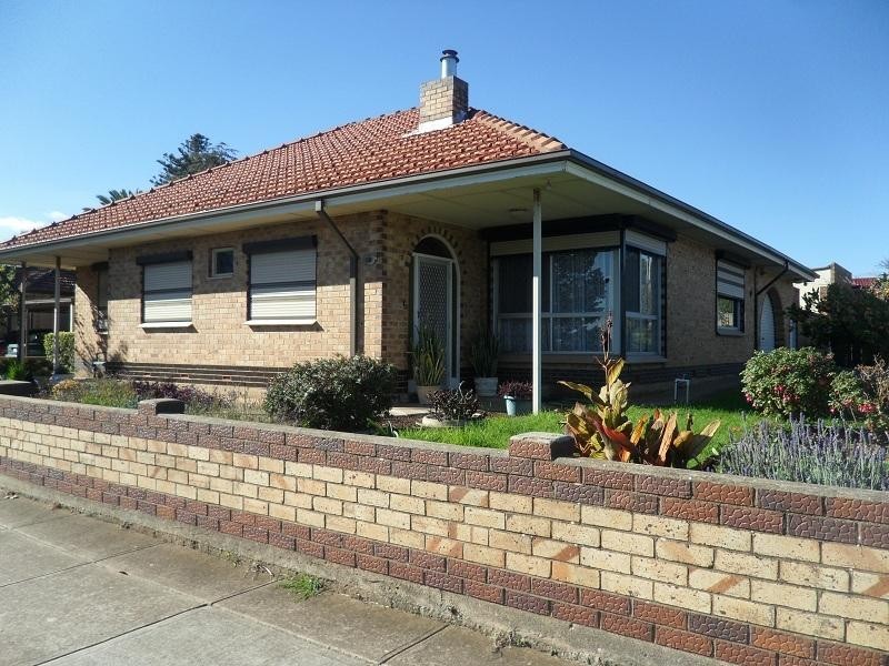 18 MILTON Avenue, Clearview SA 5085