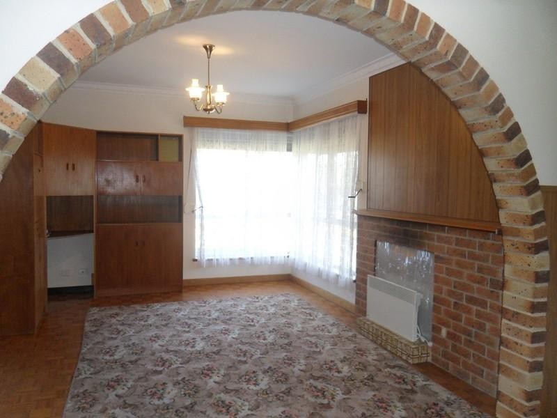 18 MILTON Avenue, Clearview SA 5085