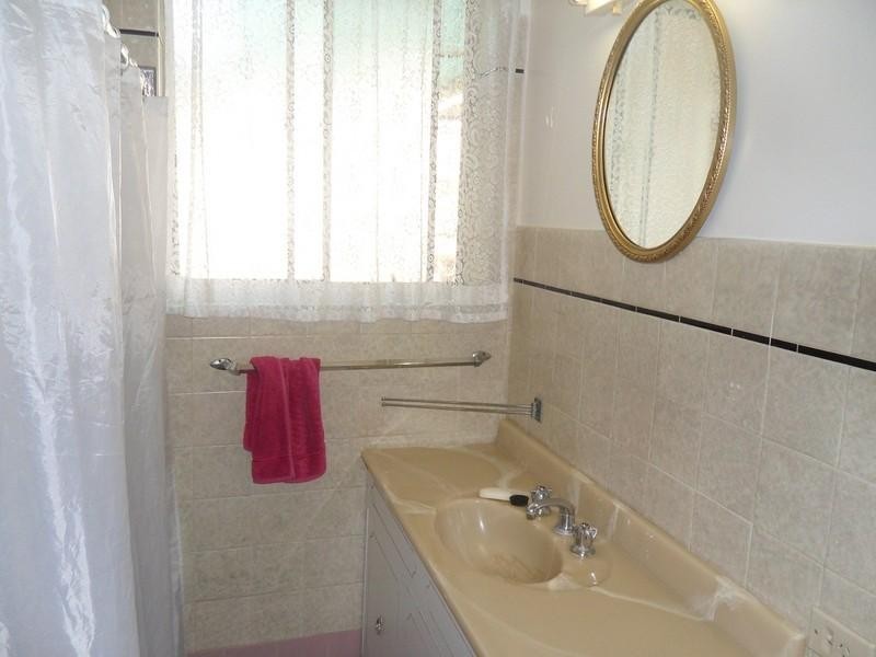 18 MILTON Avenue, Clearview SA 5085