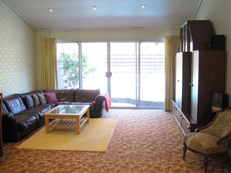 10 Elm Road, Campbelltown SA 5074