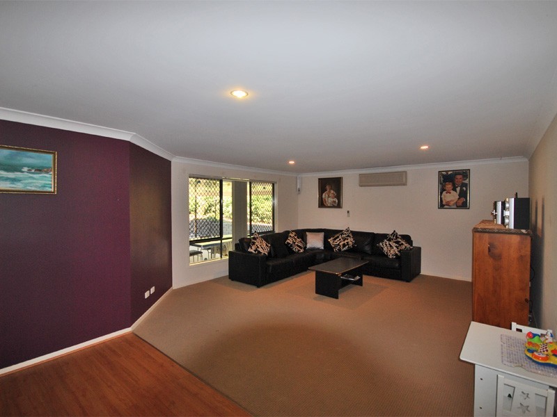 4 Coliban Court, Collingwood Park QLD 4301