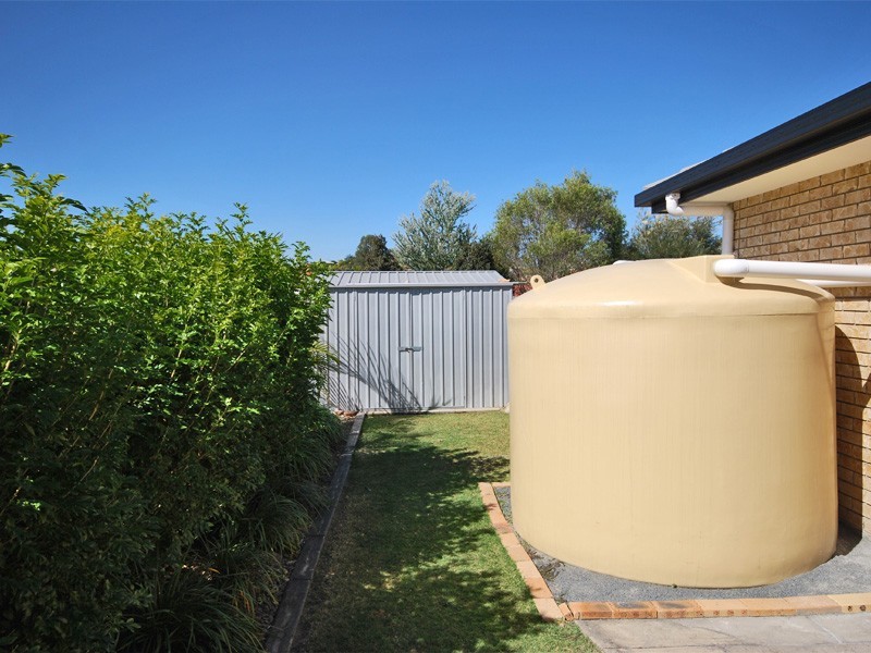 4 Coliban Court, Collingwood Park QLD 4301