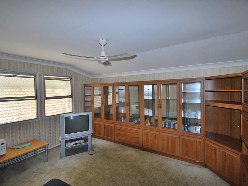 12 New Chum Road, Dinmore QLD 4303