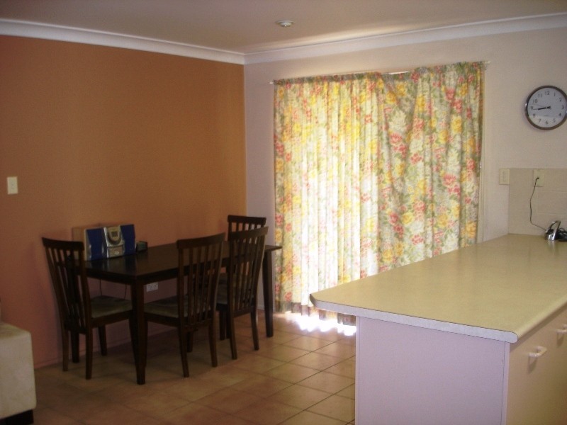 4 Cockatiel Place, Springfield QLD 4300