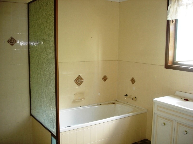 Redbank Plains QLD 4301