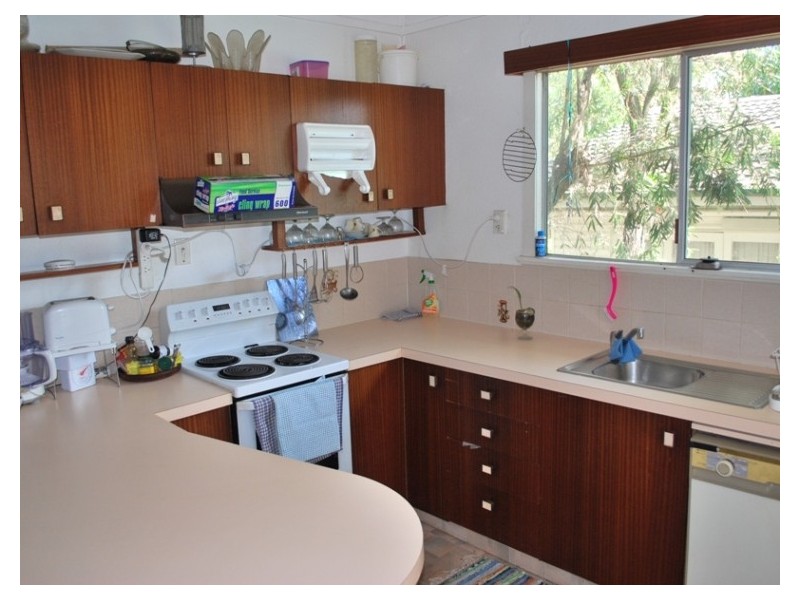 1 Francis Street, Redbank QLD 4301