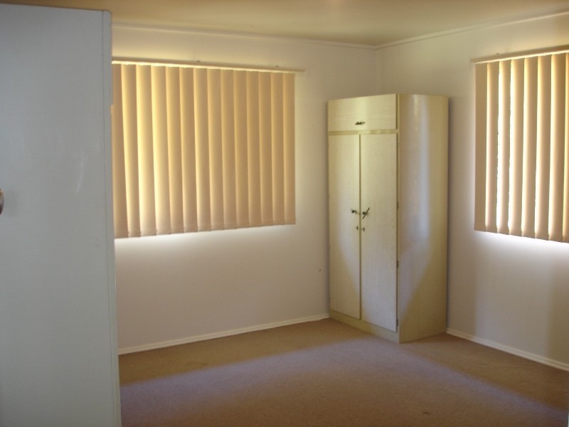 20 Arkins Cresent, Goodna QLD 4300