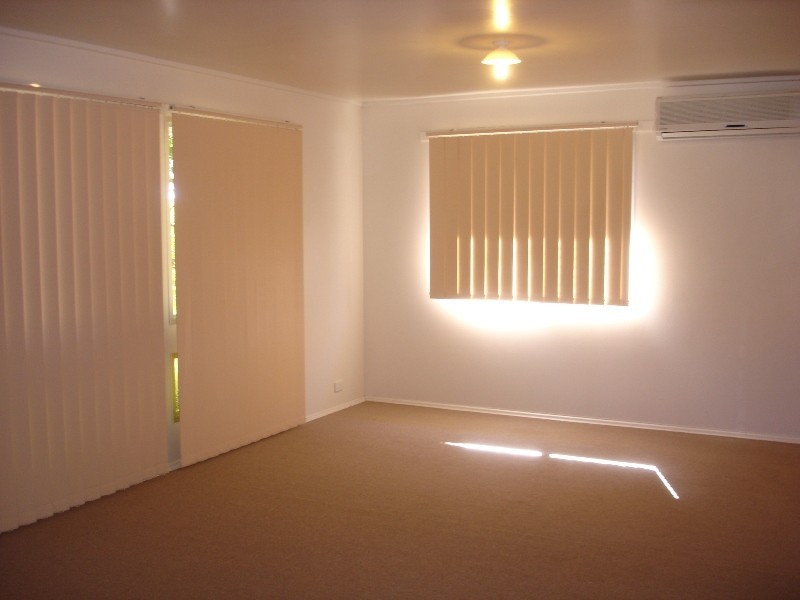 20 Arkins Cresent, Goodna QLD 4300